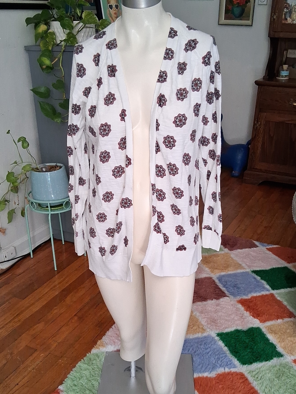 LOFT White Open-Front Cardigan with Burgundy Floral Motif